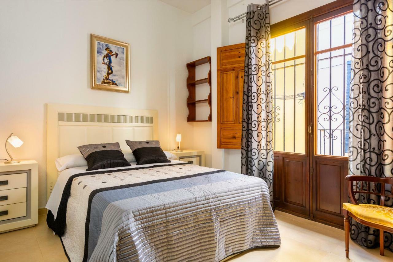 Hsh Suites Barrio Santa Cruz Sevilla Exterior foto